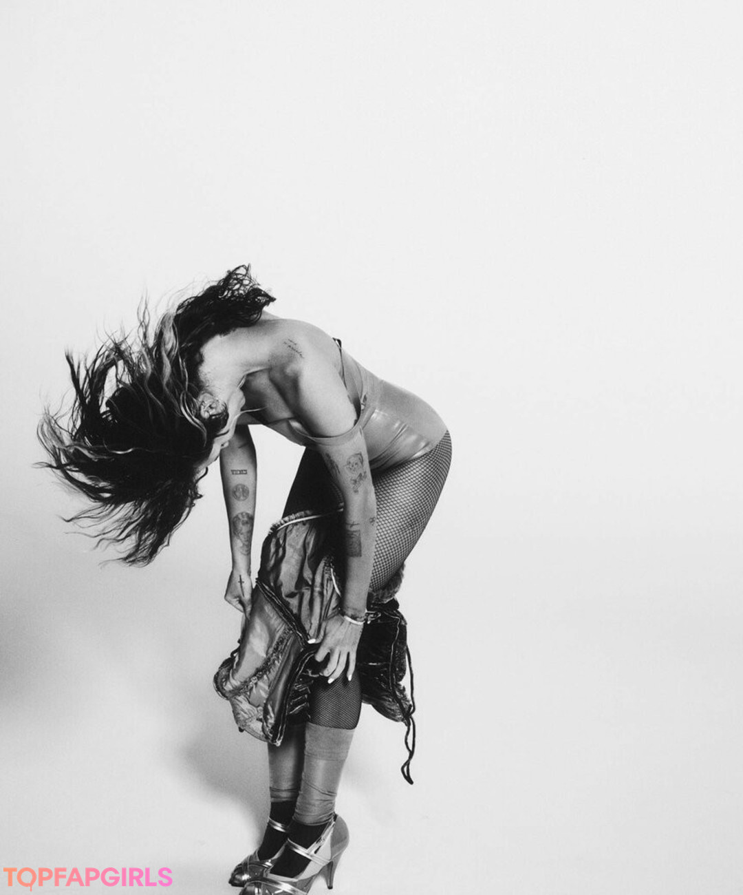 Foto desnuda filtrada de OnlyFans de Miley Cyrus #2242 Foto desnuda filtrada de OnlyFans de Miley Cyrus #2242