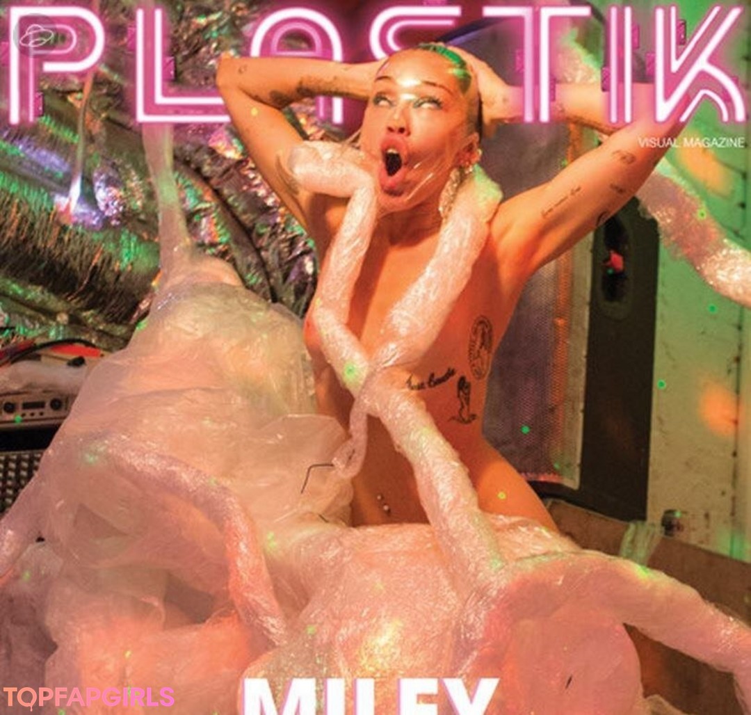 Foto desnuda filtrada de OnlyFans de Miley Cyrus #631 Foto desnuda filtrada de OnlyFans de Miley Cyrus #631