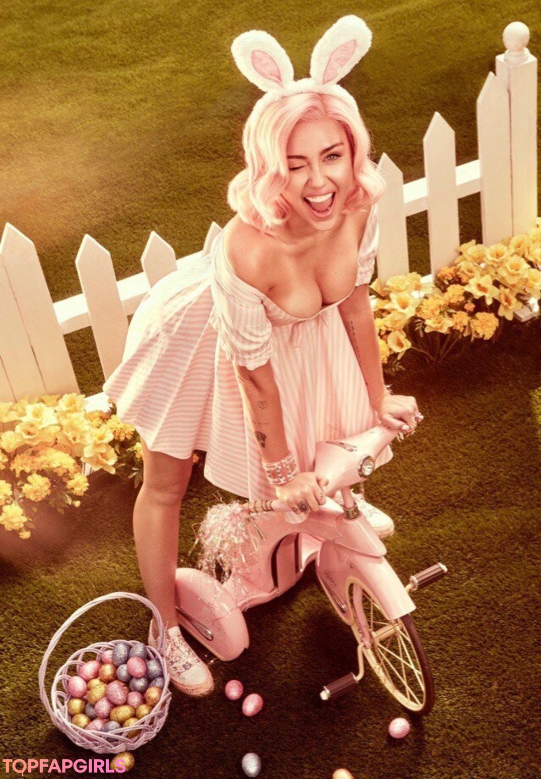 Foto desnuda filtrada de OnlyFans de Miley Cyrus #793 Foto desnuda filtrada de OnlyFans de Miley Cyrus #793