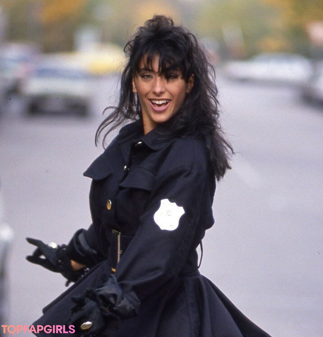 Foto desnuda filtrada de OnlyFans de Sabrina Salerno #1039 Foto desnuda filtrada de OnlyFans de Sabrina Salerno #1039