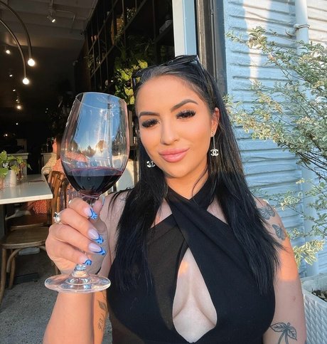 Yourfutureexwifey