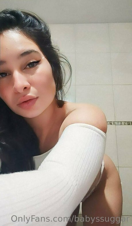 Foto desnuda filtrada de OnlyFans de Babyssuggar
