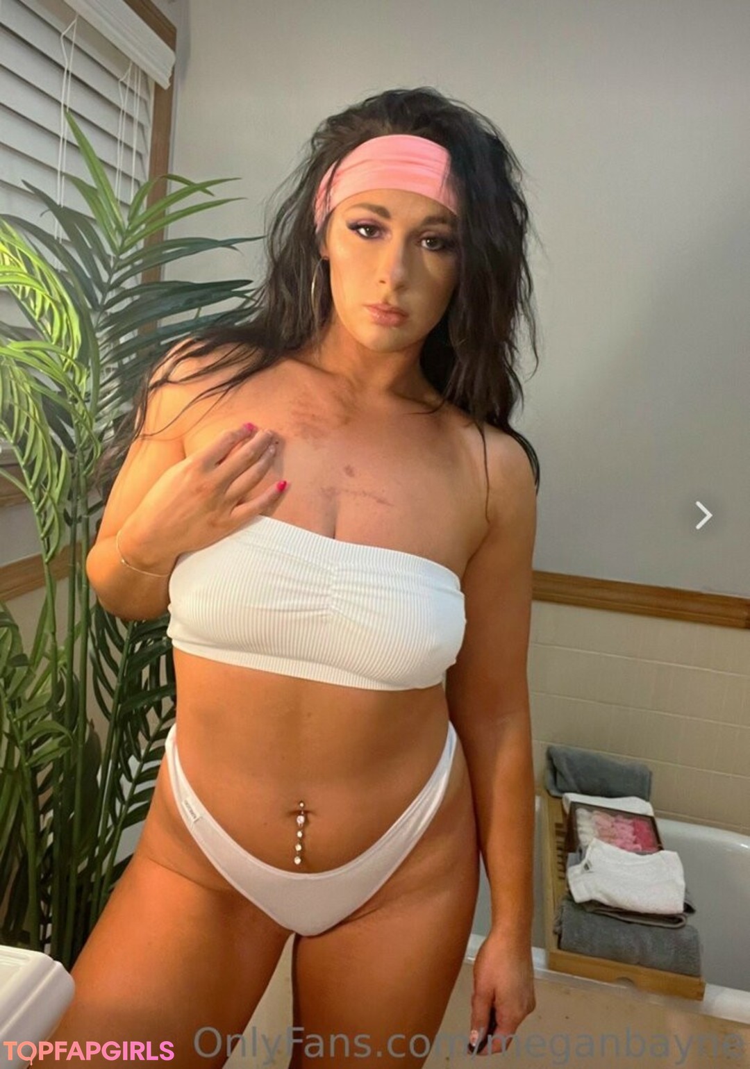 Foto desnuda filtrada de OnlyFans de Megan Bayne #385 Foto desnuda filtrada de OnlyFans de Megan Bayne #385