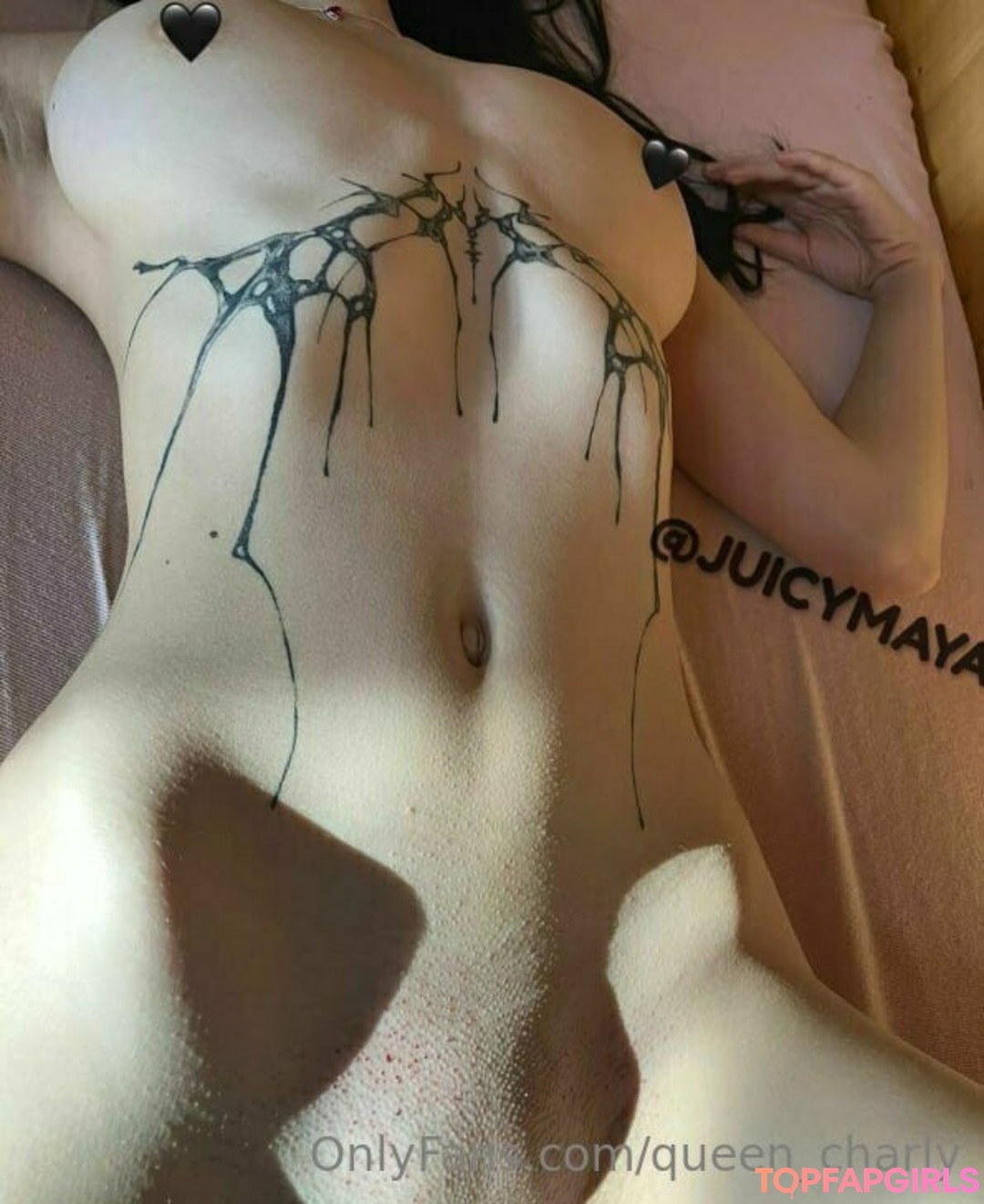 Foto desnuda filtrada de OnlyFans de Queencharly #436 Foto desnuda filtrada de OnlyFans de Queencharly #436