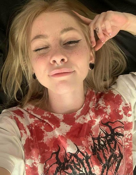 Queencharly