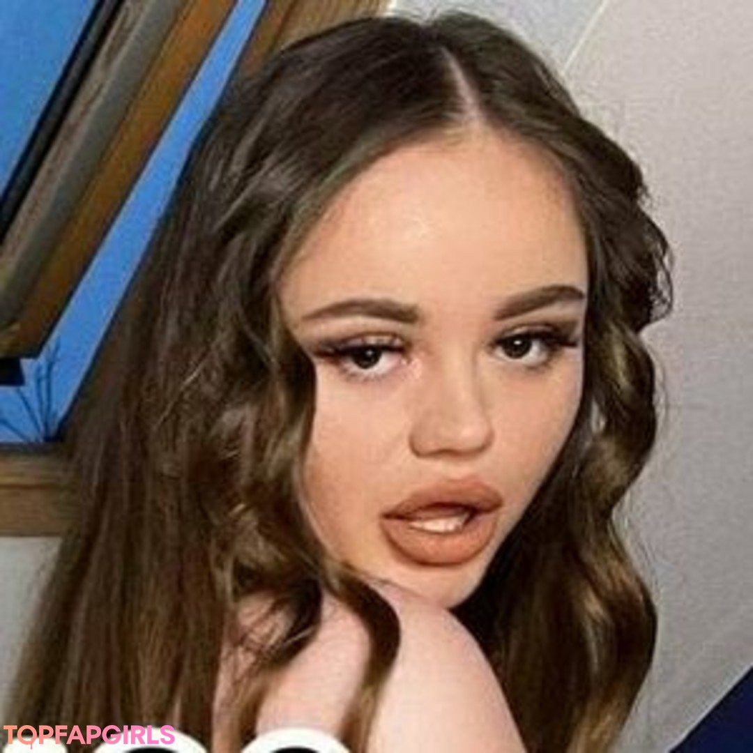 Foto desnuda filtrada de OnlyFans de Sarahmontanafree #56 Foto desnuda filtrada de OnlyFans de Sarahmontanafree #56