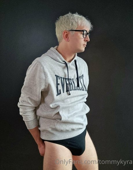 Foto desnuda filtrada de OnlyFans de Tommykyra