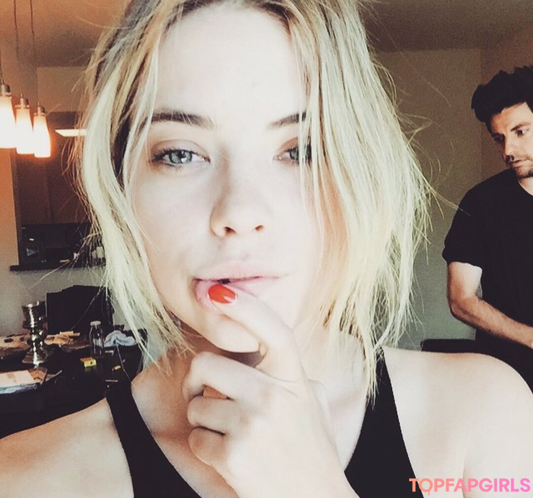 Foto desnuda filtrada de OnlyFans de Ashley Benson #122 Foto desnuda filtrada de OnlyFans de Ashley Benson #122