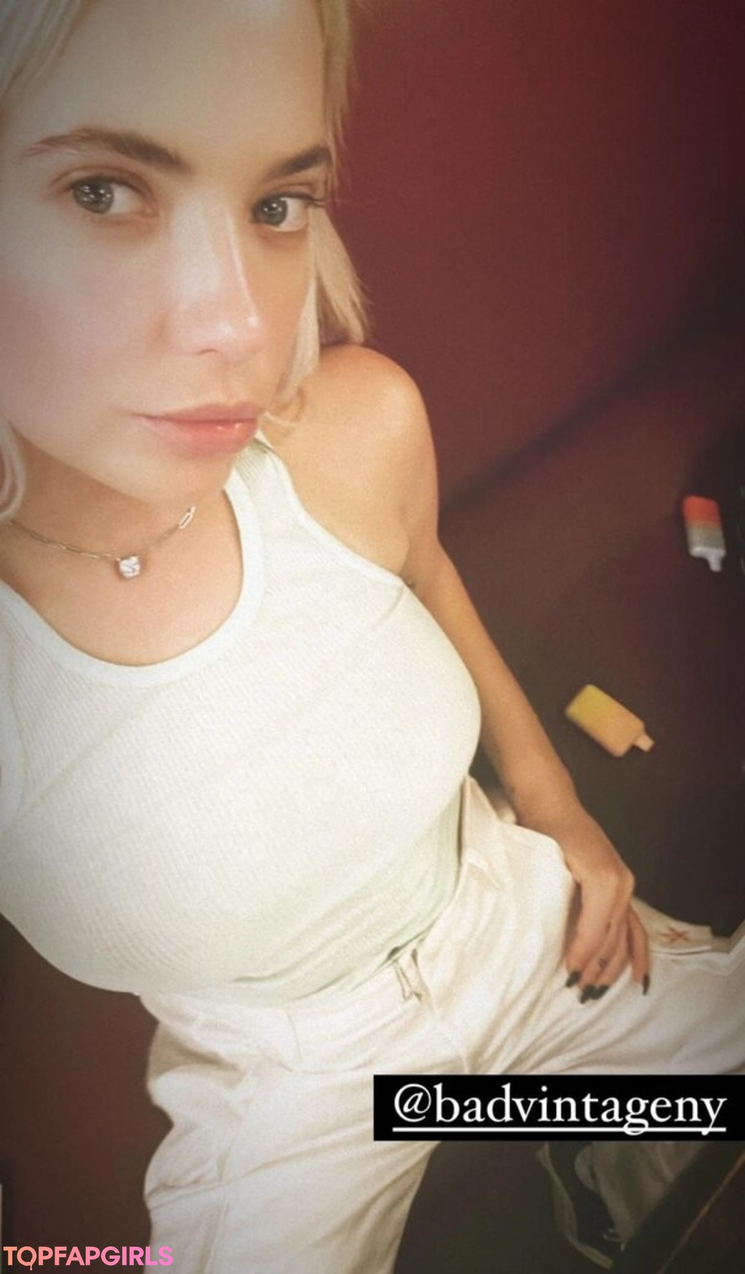 Foto desnuda filtrada de OnlyFans de Ashley Benson #147 Foto desnuda filtrada de OnlyFans de Ashley Benson #147