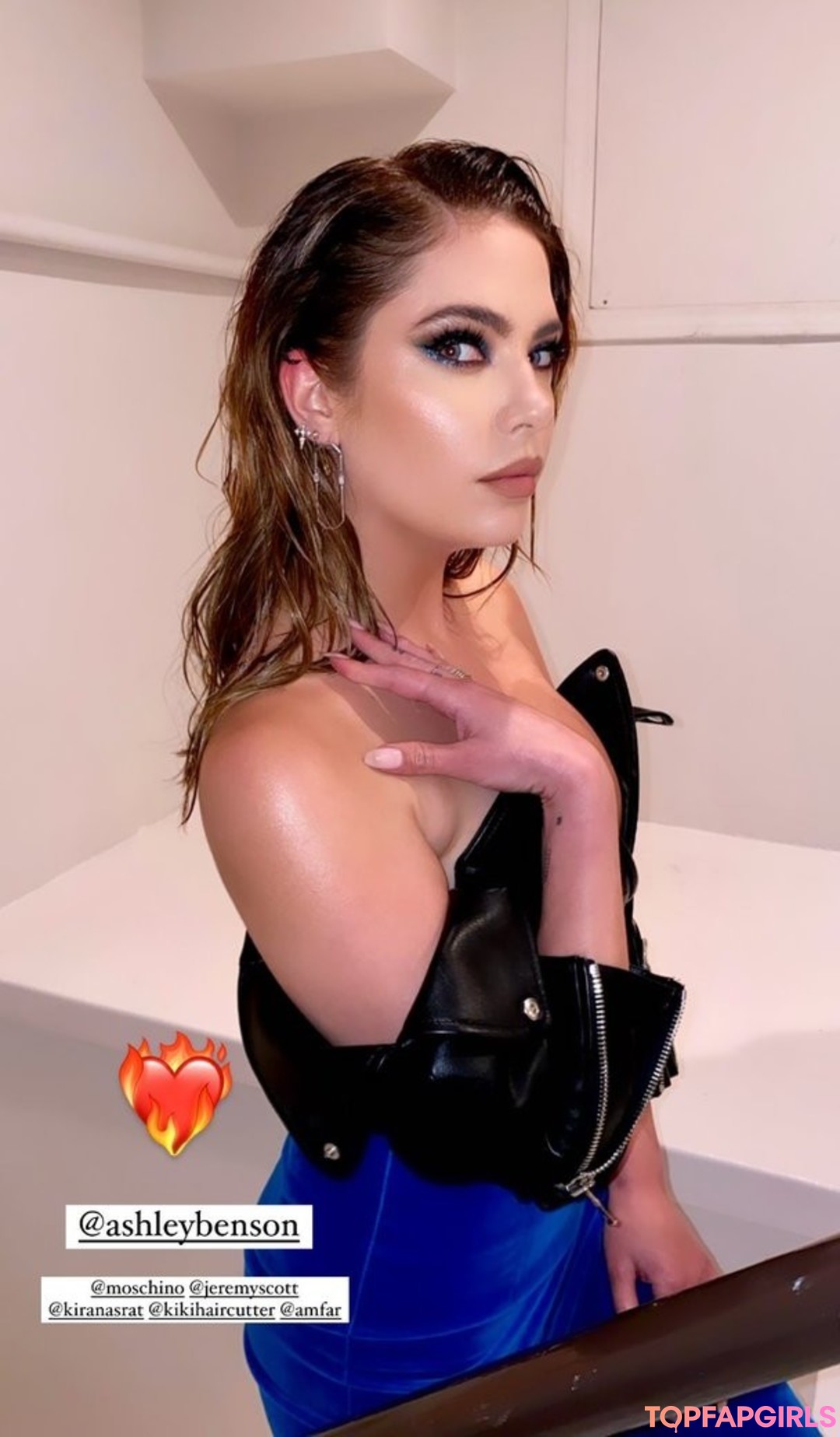 Foto desnuda filtrada de OnlyFans de Ashley Benson #56 Foto desnuda filtrada de OnlyFans de Ashley Benson #56