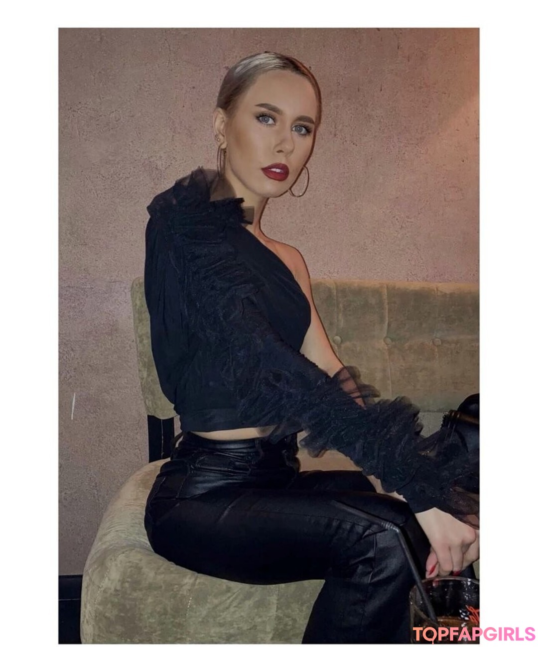 Foto desnuda filtrada de OnlyFans de Minhas Edit #62 Foto desnuda filtrada de OnlyFans de Minhas Edit #62