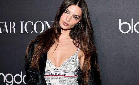 Emily Ratajkowski