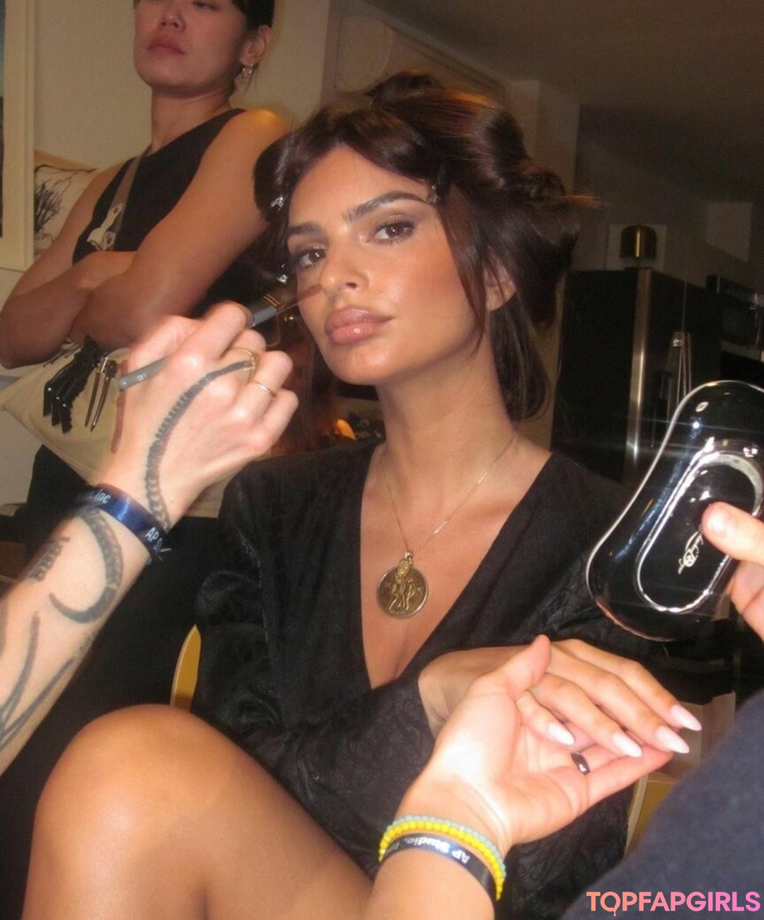 Foto desnuda filtrada de OnlyFans de Emily Ratajkowski #2237 Foto desnuda filtrada de OnlyFans de Emily Ratajkowski #2237