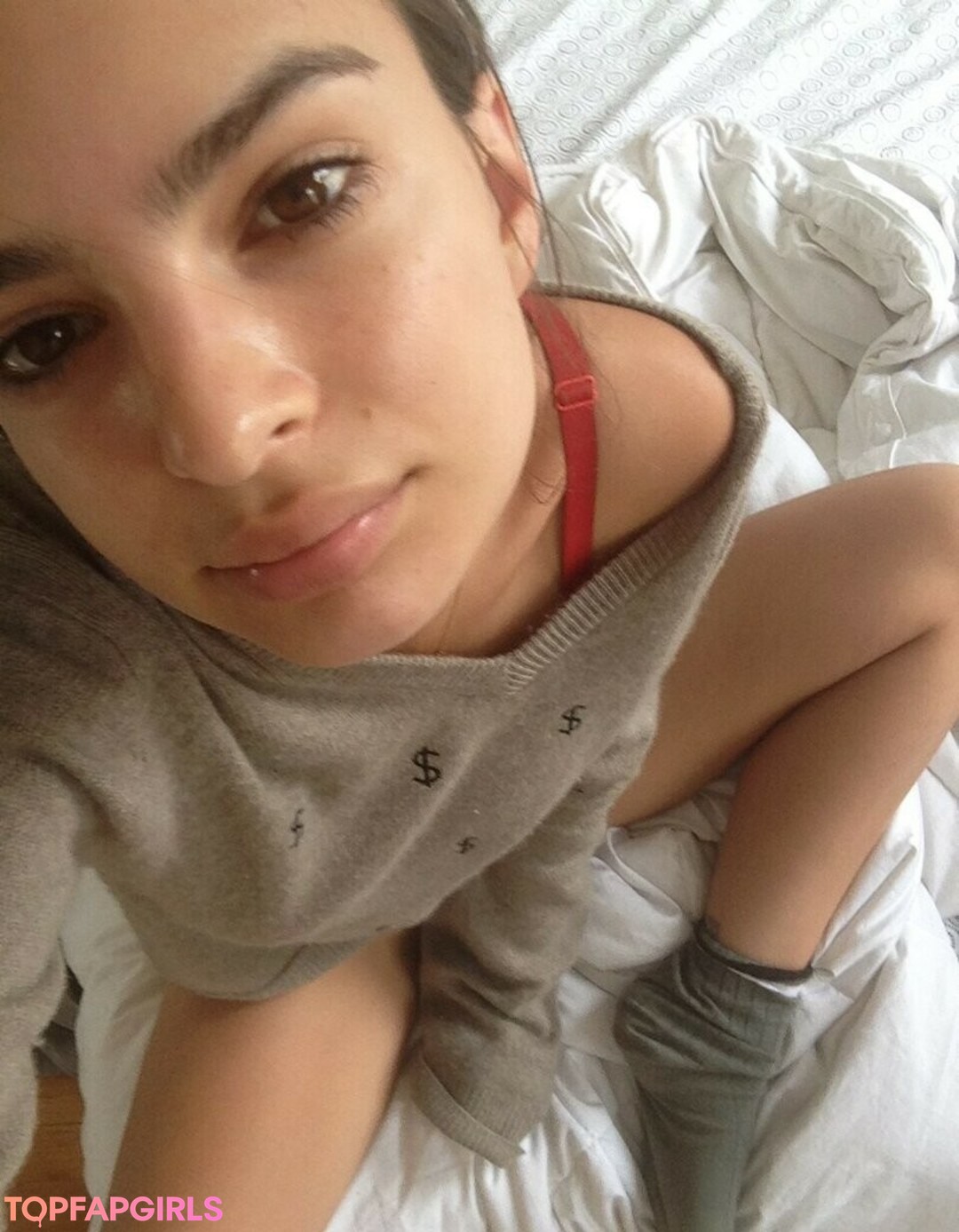 Foto desnuda filtrada de OnlyFans de Emily Ratajkowski #844 Foto desnuda filtrada de OnlyFans de Emily Ratajkowski #844