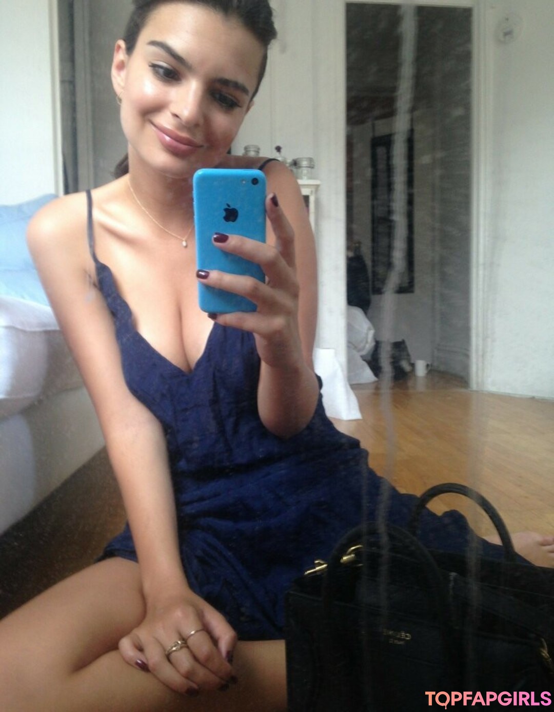Foto desnuda filtrada de OnlyFans de Emily Ratajkowski #922 Foto desnuda filtrada de OnlyFans de Emily Ratajkowski #922