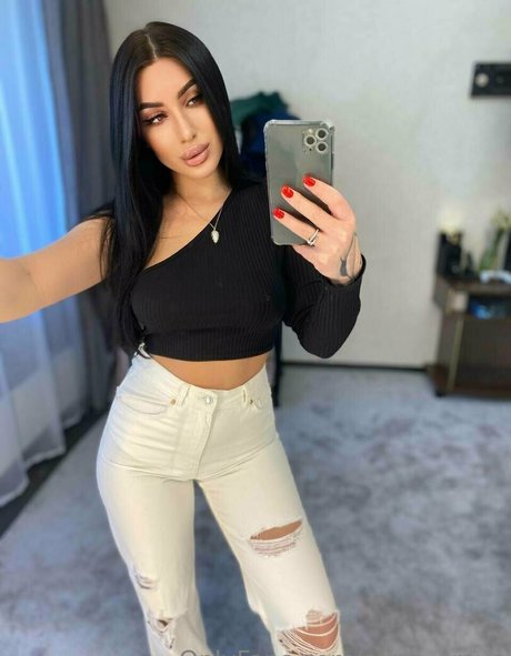 Alina_greys