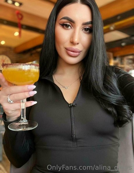 Alina_greys