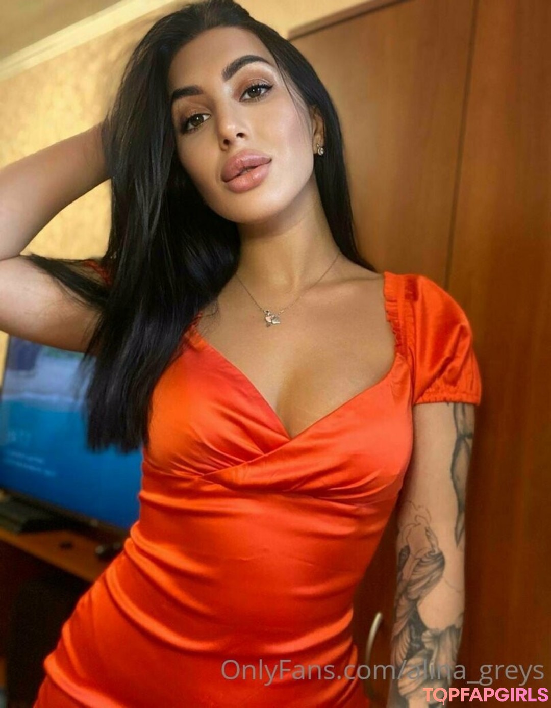 Foto desnuda filtrada de OnlyFans de Alinagreys #70 Foto desnuda filtrada de OnlyFans de Alinagreys #70