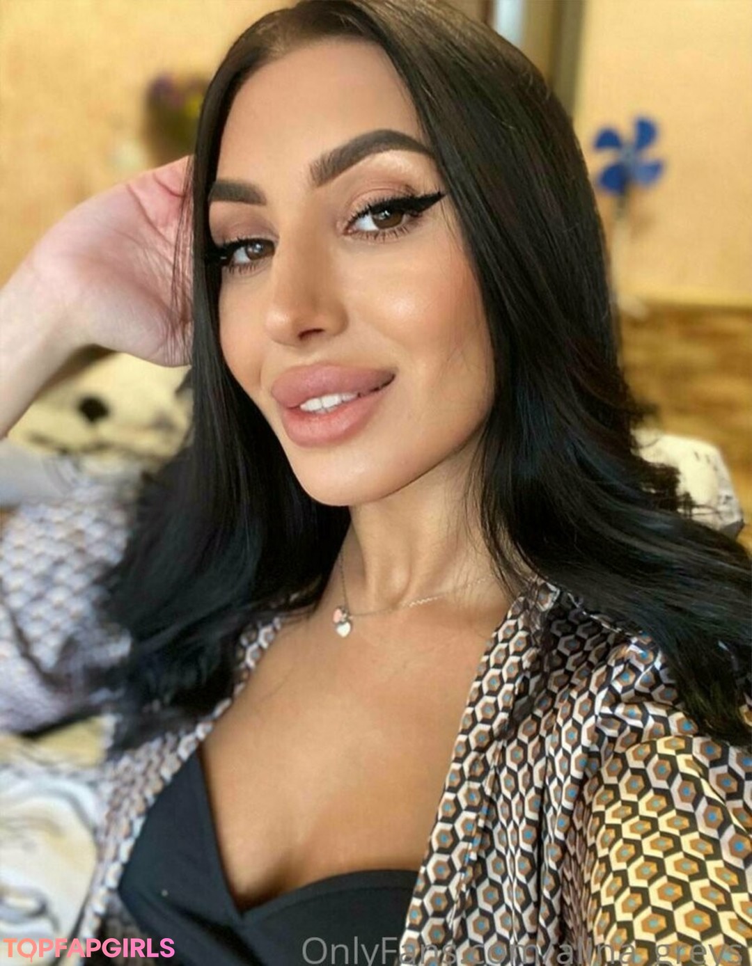 Foto desnuda filtrada de OnlyFans de Alinagreys #81 Foto desnuda filtrada de OnlyFans de Alinagreys #81