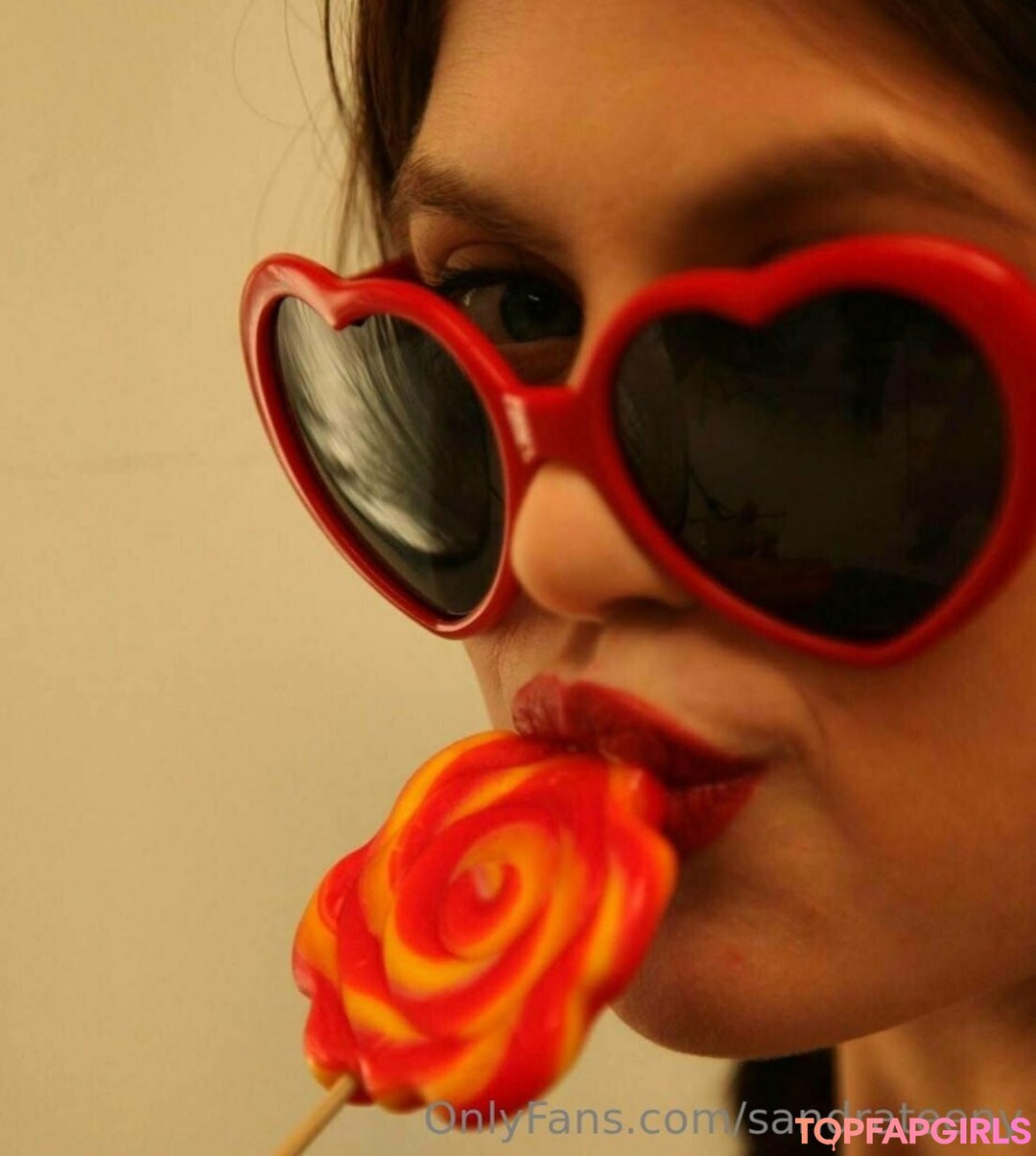 Foto desnuda filtrada de OnlyFans de Sandrateeny #55 Foto desnuda filtrada de OnlyFans de Sandrateeny #55