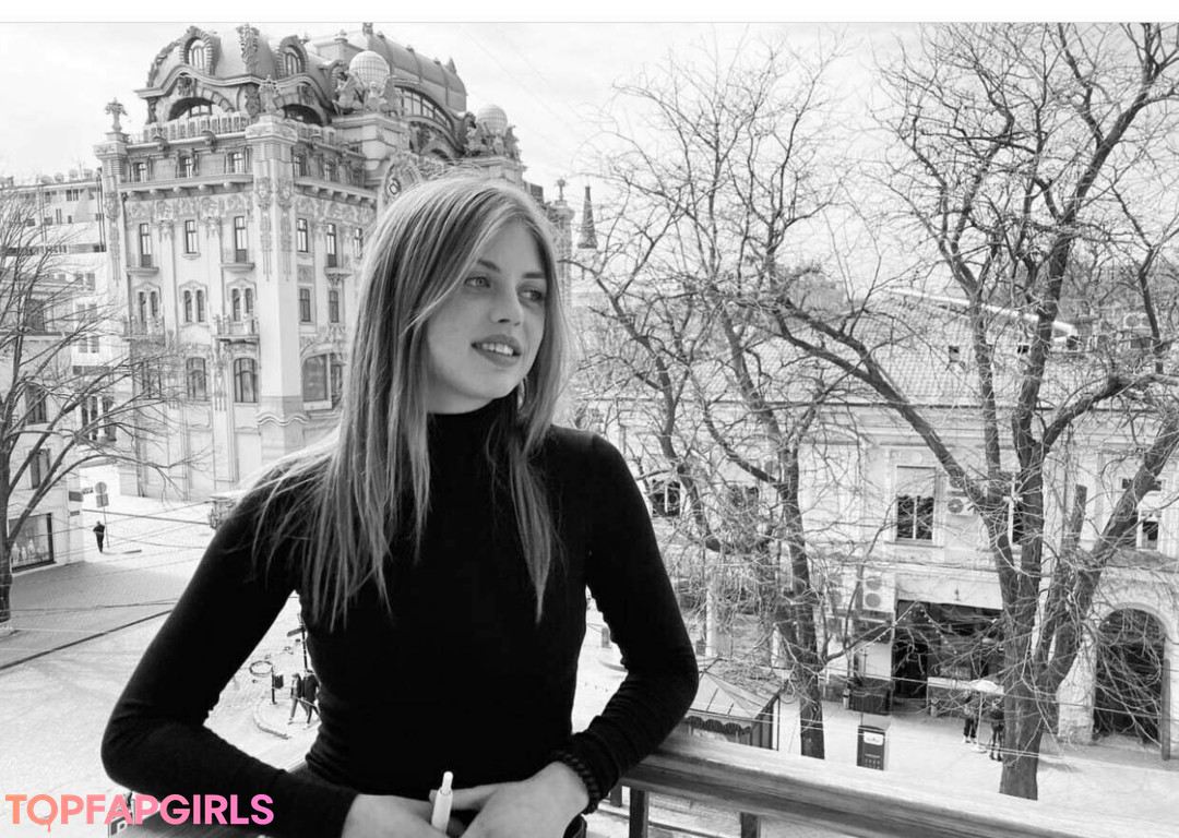 Foto desnuda filtrada de OnlyFans de Sandrateeny #58 Foto desnuda filtrada de OnlyFans de Sandrateeny #58