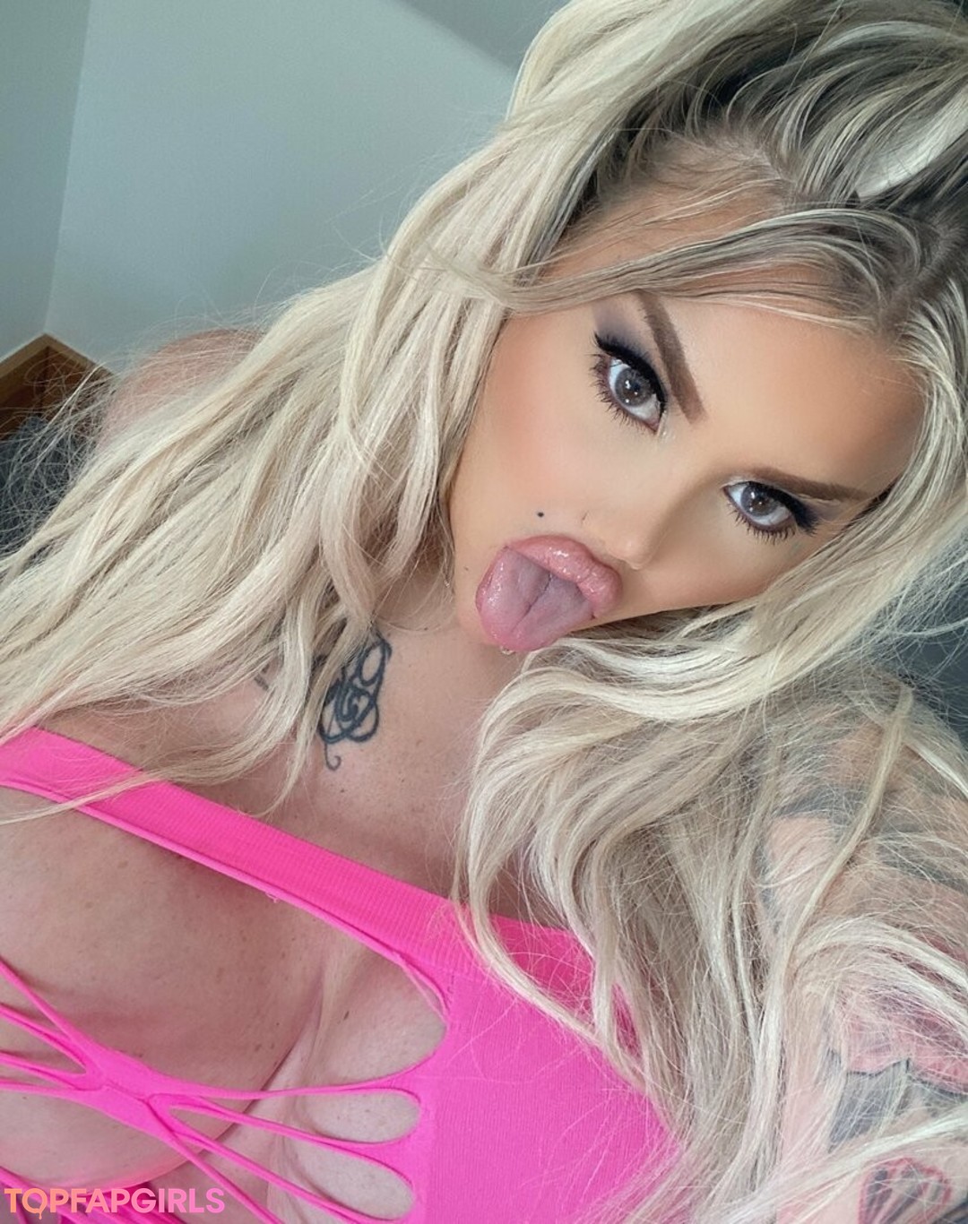 Foto desnuda filtrada de OnlyFans de Candycharms #172 Foto desnuda filtrada de OnlyFans de Candycharms #172
