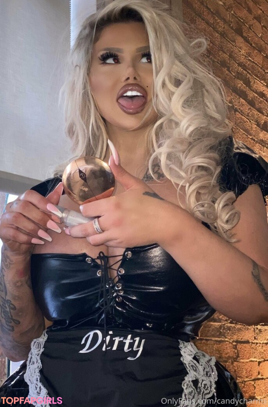 Foto desnuda filtrada de OnlyFans de Candycharms #23 Foto desnuda filtrada de OnlyFans de Candycharms #23