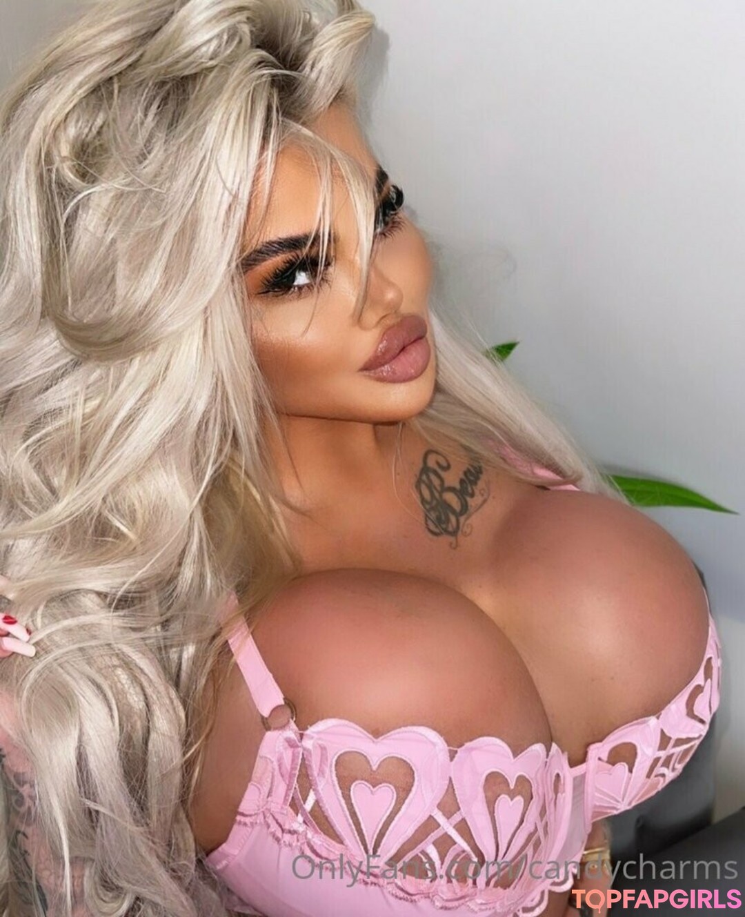 Foto desnuda filtrada de OnlyFans de Candycharms #655 Foto desnuda filtrada de OnlyFans de Candycharms #655