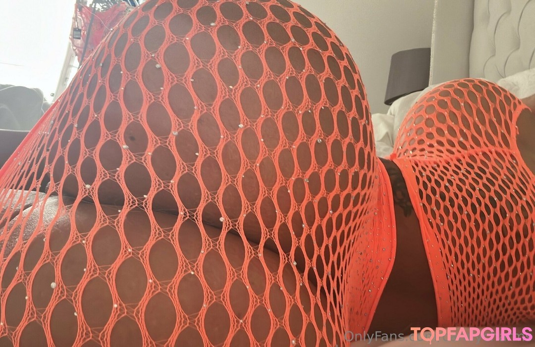 Foto desnuda filtrada de OnlyFans de Candycharms #877 Foto desnuda filtrada de OnlyFans de Candycharms #877