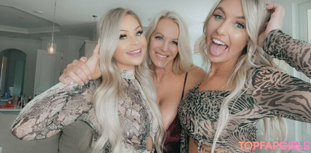 Foto desnuda filtrada de OnlyFans de Brookeshowsxx #555 Foto desnuda filtrada de OnlyFans de Brookeshowsxx #555