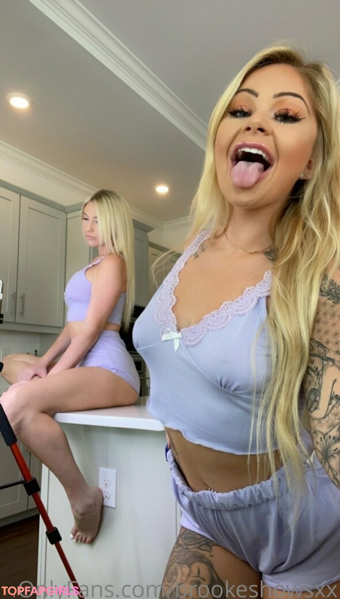 Foto desnuda filtrada de OnlyFans de Brookeshowsxx #774 Foto desnuda filtrada de OnlyFans de Brookeshowsxx #774