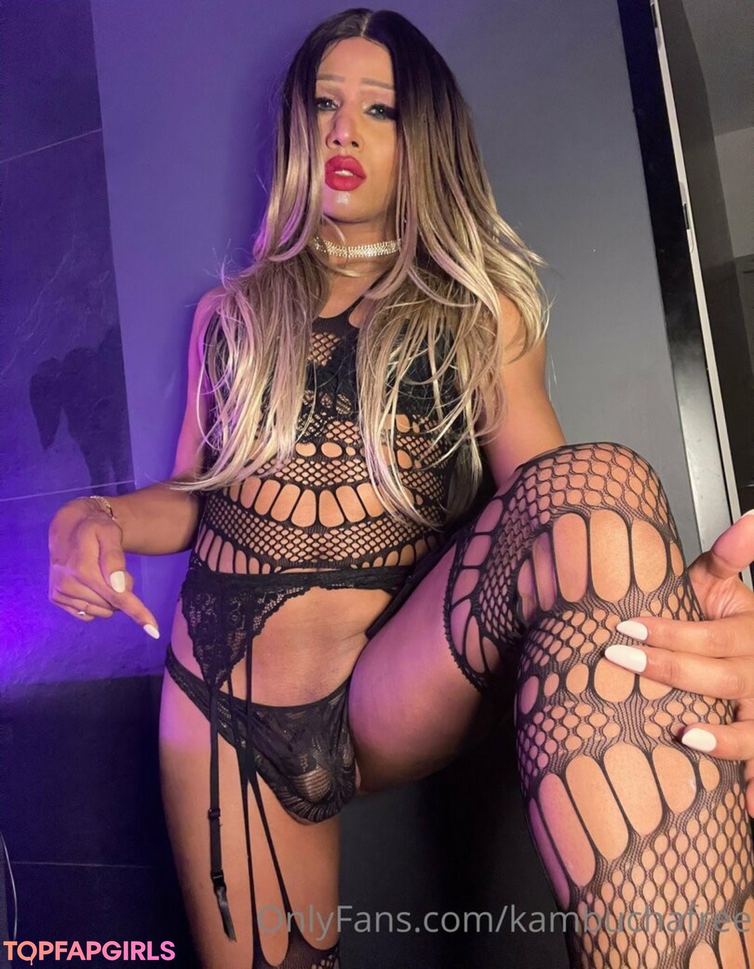 Foto desnuda filtrada de OnlyFans de Kambuchafree #26 Foto desnuda filtrada de OnlyFans de Kambuchafree #26