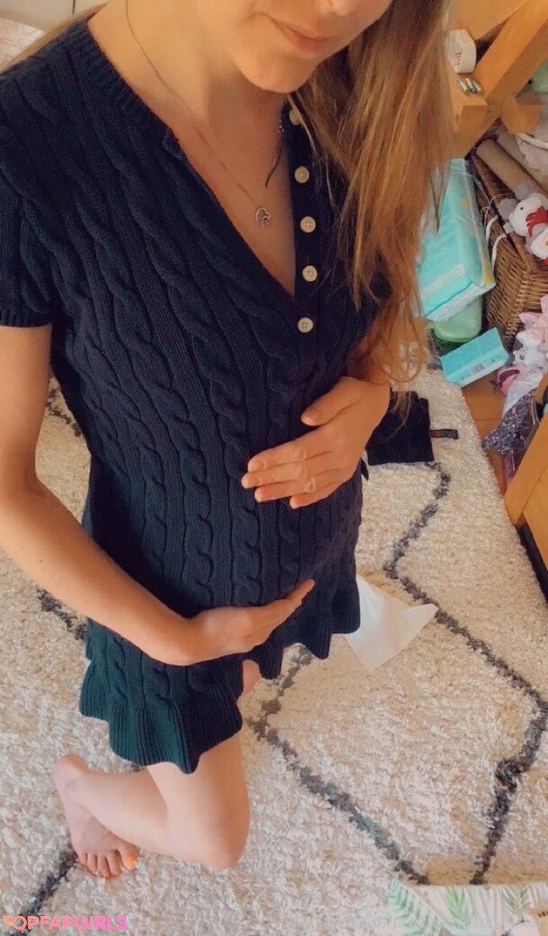 Foto desnuda filtrada de OnlyFans de Pregnantstepsister #59 Foto desnuda filtrada de OnlyFans de Pregnantstepsister #59