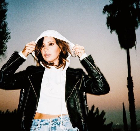 Foto desnuda filtrada de OnlyFans de Ashley Tisdale