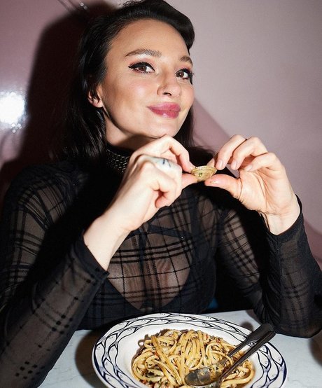 Foto desnuda filtrada de OnlyFans de Gizzi Erskine