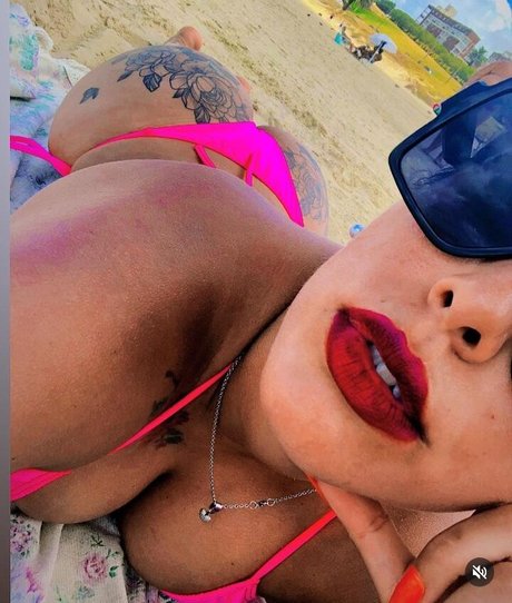 Foto desnuda filtrada de OnlyFans de Lujan Flores