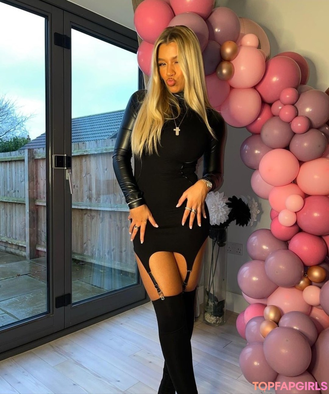 Foto desnuda filtrada de OnlyFans de Molly Rainford #7 Foto desnuda filtrada de OnlyFans de Molly Rainford #7