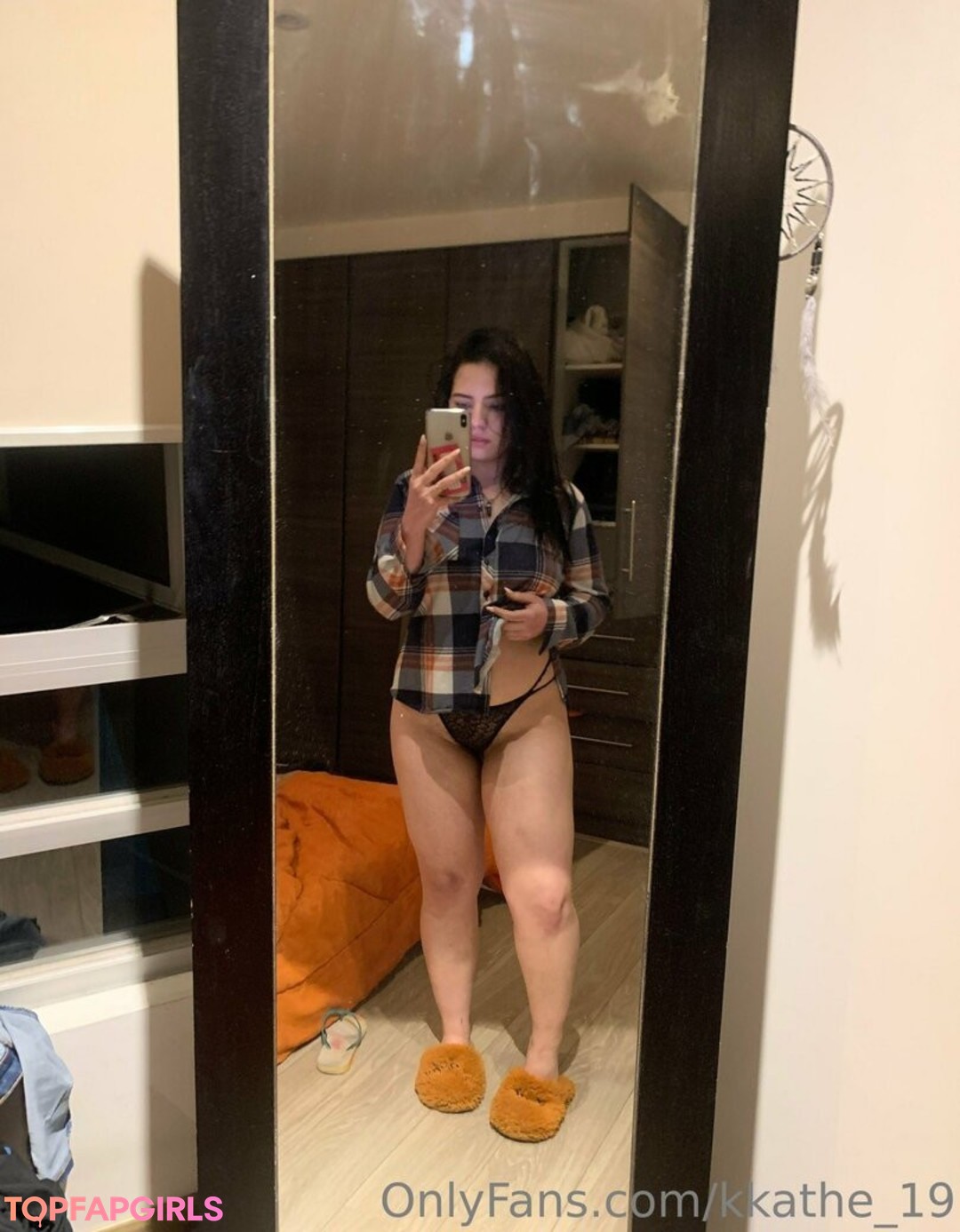 Foto desnuda filtrada de OnlyFans de Kathelove21 #19 Foto desnuda filtrada de OnlyFans de Kathelove21 #19