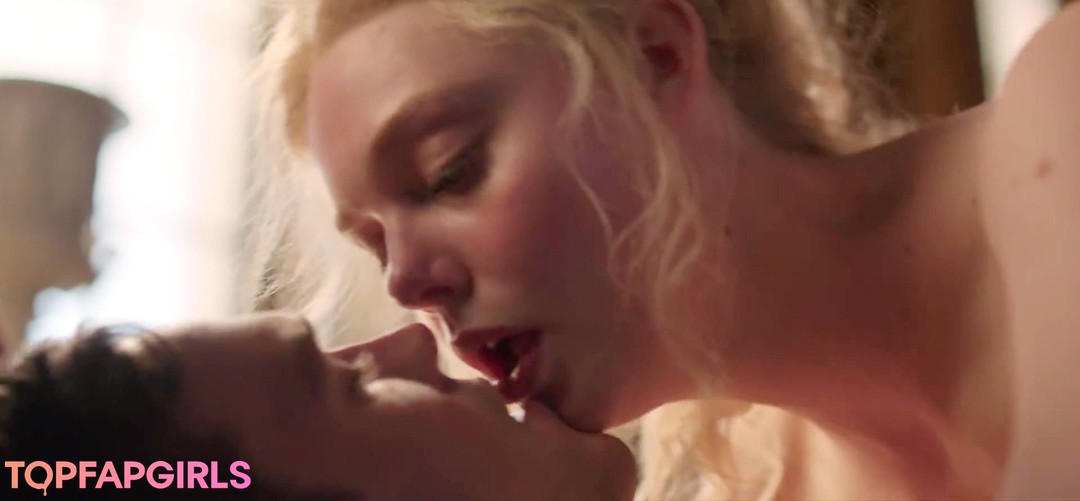 Foto desnuda filtrada de OnlyFans de Elle Fanning #12 Foto desnuda filtrada de OnlyFans de Elle Fanning #12