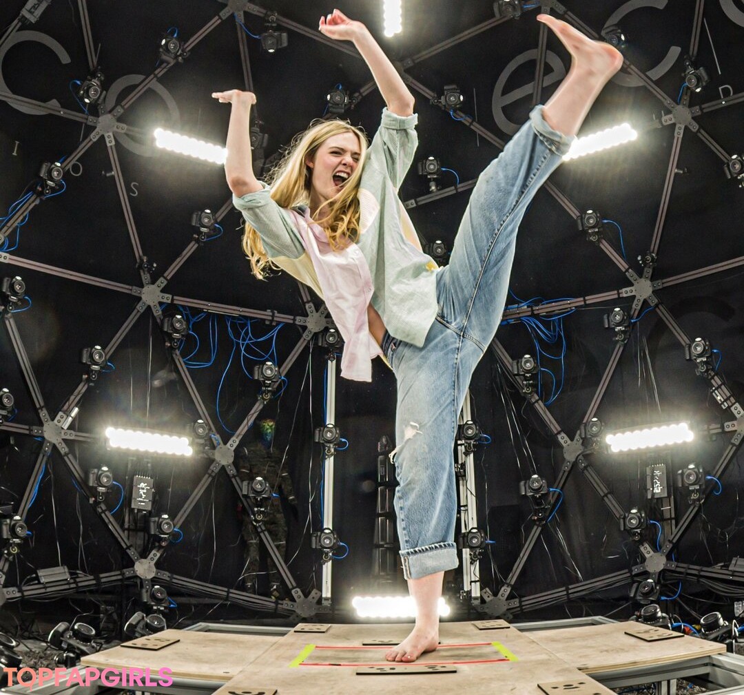 Foto desnuda filtrada de OnlyFans de Elle Fanning #571 Foto desnuda filtrada de OnlyFans de Elle Fanning #571