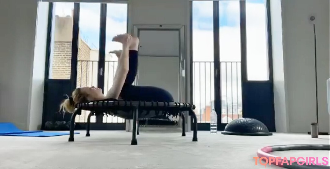 Foto desnuda filtrada de OnlyFans de Elle Fanning #636 Foto desnuda filtrada de OnlyFans de Elle Fanning #636