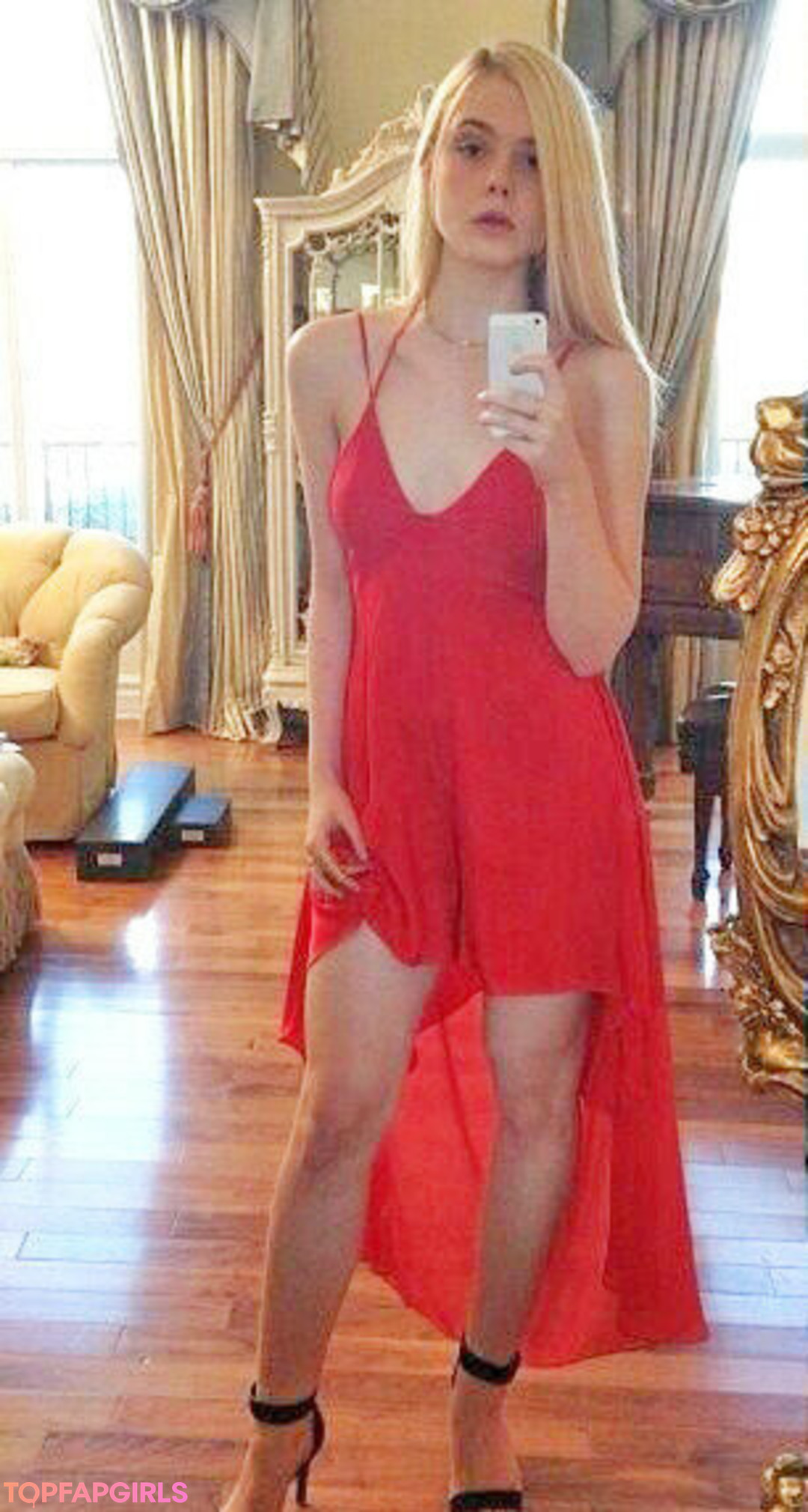 Foto desnuda filtrada de OnlyFans de Elle Fanning #680 Foto desnuda filtrada de OnlyFans de Elle Fanning #680