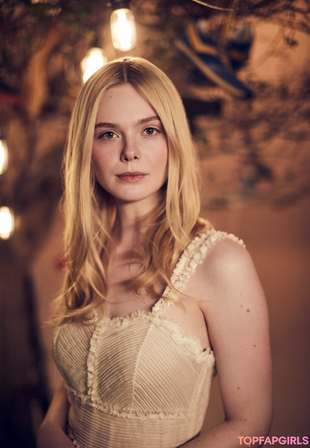 Foto desnuda filtrada de OnlyFans de Elle Fanning #70 Foto desnuda filtrada de OnlyFans de Elle Fanning #70