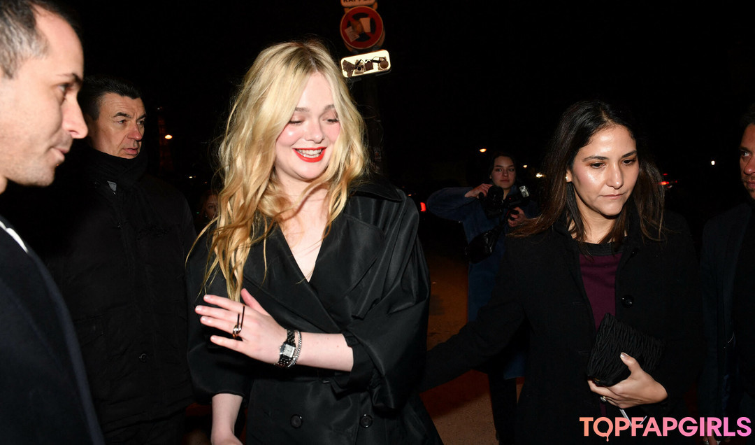 Foto desnuda filtrada de OnlyFans de Elle Fanning #869 Foto desnuda filtrada de OnlyFans de Elle Fanning #869