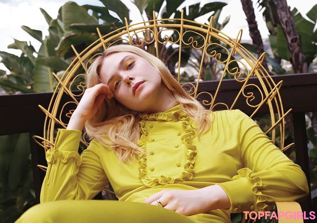 Foto desnuda filtrada de OnlyFans de Elle Fanning #87 Foto desnuda filtrada de OnlyFans de Elle Fanning #87
