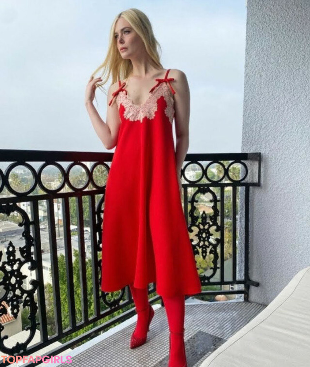 Foto desnuda filtrada de OnlyFans de Elle Fanning #965 Foto desnuda filtrada de OnlyFans de Elle Fanning #965