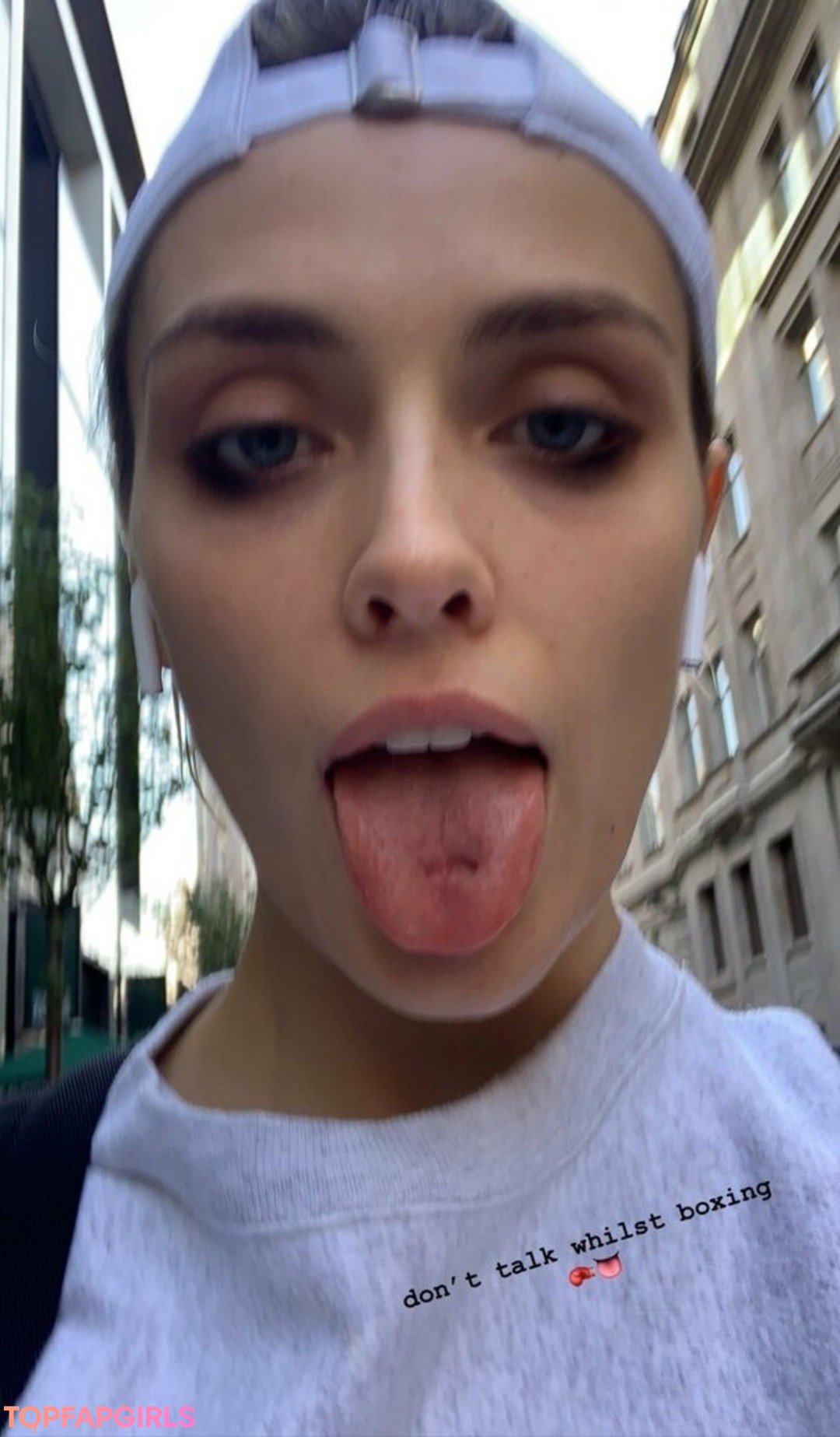 Foto desnuda filtrada de OnlyFans de Wallis Day #144 Foto desnuda filtrada de OnlyFans de Wallis Day #144