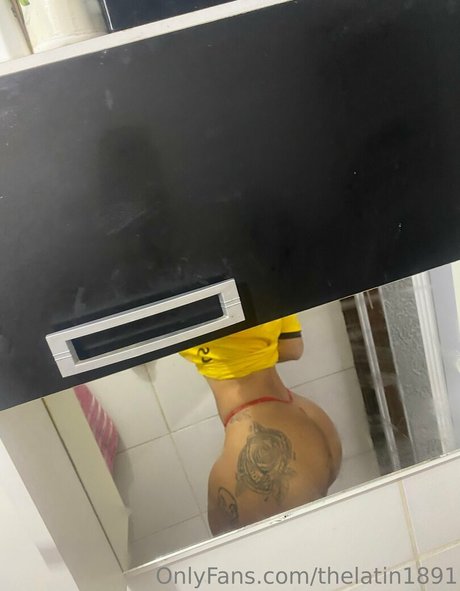 Foto desnuda filtrada de OnlyFans de Thelatin1891
