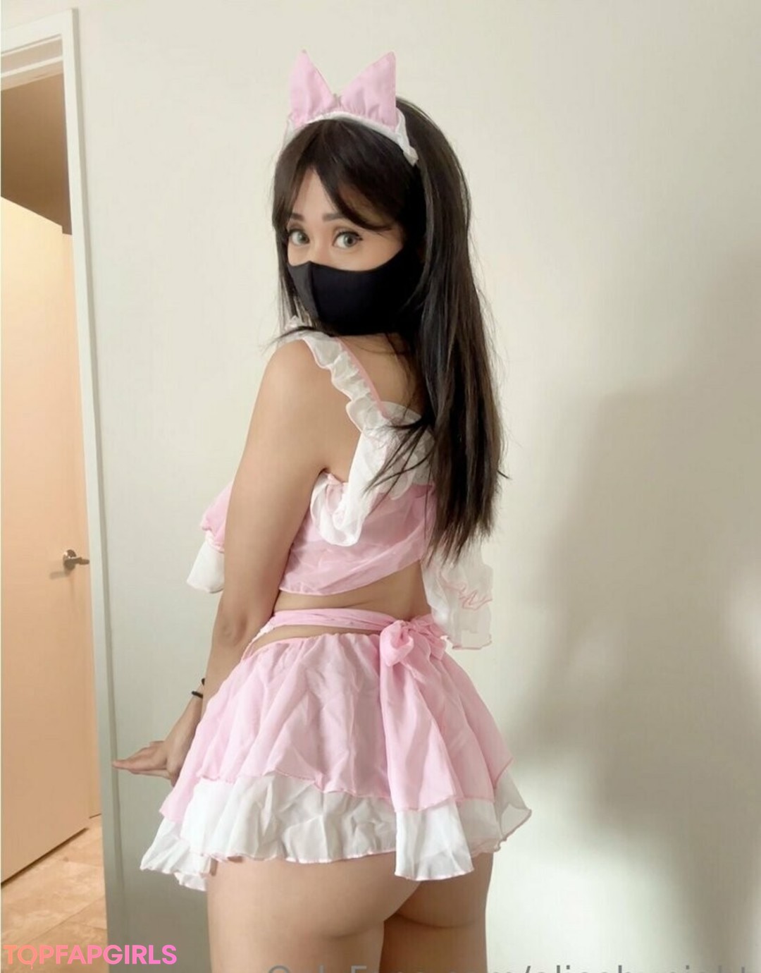 Foto desnuda filtrada de OnlyFans de Alicebynight #106 Foto desnuda filtrada de OnlyFans de Alicebynight #106