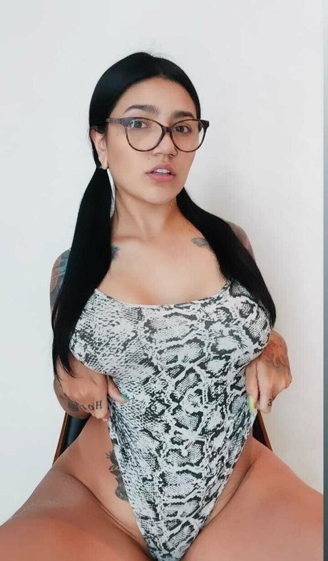 Foto desnuda filtrada de OnlyFans de Lolisaenz